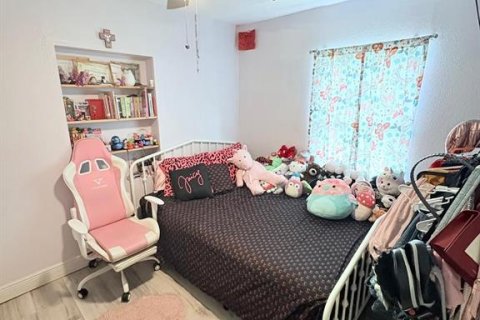 Снять в аренду виллу или дом в Тампа, Флорида 8 комнат, 146.79м2, № 2258667 - фото 22