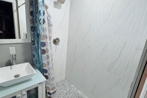 Снять в аренду виллу или дом в Тампа, Флорида 8 комнат, 146.79м2, № 2258667 - фото 18