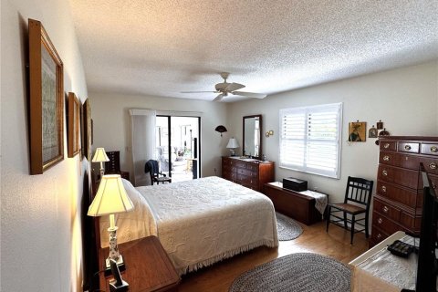 House in Nokomis, Florida 3 bedrooms, 185.43 sq.m. № 2230977 - photo 20