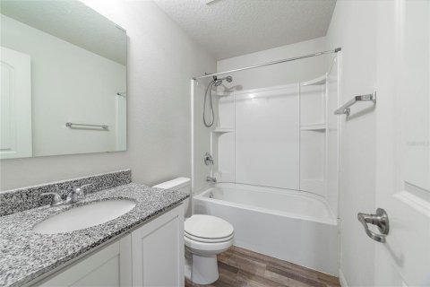 Villa ou maison à louer à Kissimmee, Floride: 3 chambres, 111.48 m2 № 1829567 - photo 5