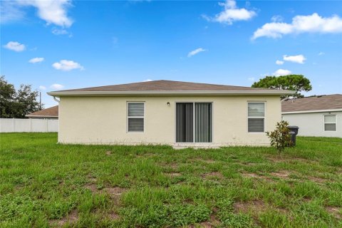 Villa ou maison à louer à Kissimmee, Floride: 3 chambres, 111.48 m2 № 1829567 - photo 9