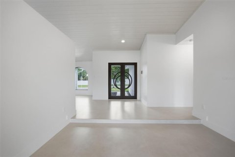 Villa ou maison à vendre à Miami, Floride: 4 chambres, 184.97 m2 № 2222559 - photo 8