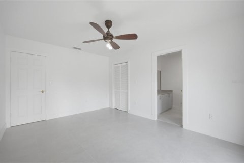 Villa ou maison à vendre à Miami, Floride: 4 chambres, 184.97 m2 № 2222559 - photo 28