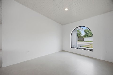 Villa ou maison à vendre à Miami, Floride: 4 chambres, 184.97 m2 № 2222559 - photo 22