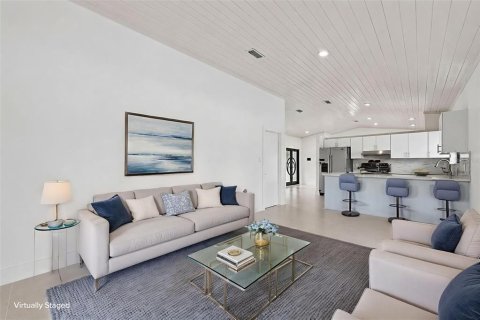 Villa ou maison à vendre à Miami, Floride: 4 chambres, 184.97 m2 № 2222559 - photo 19