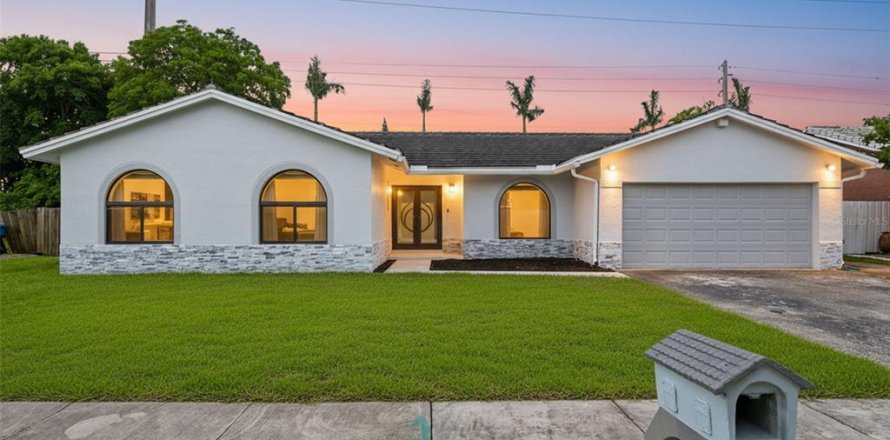 Villa ou maison à Miami, Floride 4 chambres, 184.97 m2 № 2222559