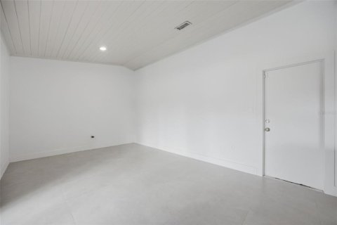 Villa ou maison à vendre à Miami, Floride: 4 chambres, 184.97 m2 № 2222559 - photo 23