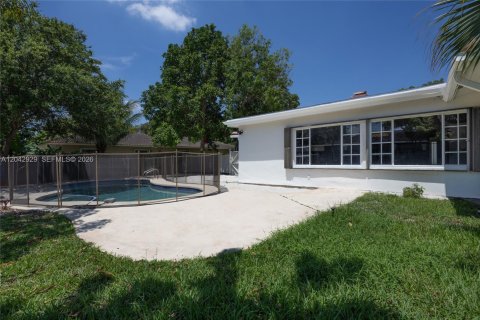 Villa ou maison à vendre à Coral Springs, Floride: 4 chambres, 251.39 m2 № 2187845 - photo 6