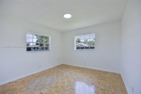 Villa ou maison à vendre à Coral Springs, Floride: 4 chambres, 251.39 m2 № 2187845 - photo 23