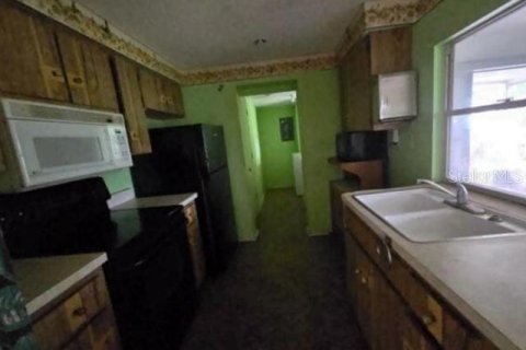 Villa ou maison à vendre à Port Charlotte, Floride: 2 chambres, 86.12 m2 № 2202281 - photo 3