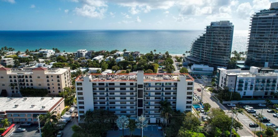 Condo in Fort Lauderdale, Florida, 2 bedrooms  № 2191477