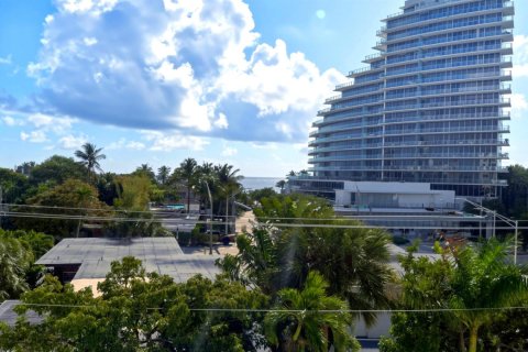 Condo in Fort Lauderdale, Florida, 2 bedrooms  № 2191477 - photo 3