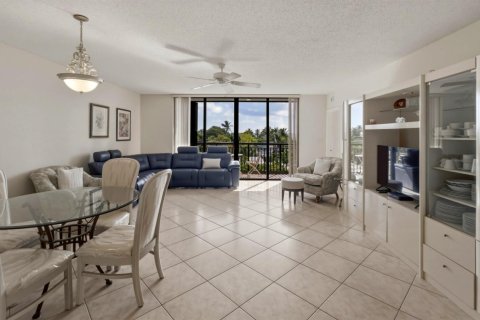Condo in Fort Lauderdale, Florida, 2 bedrooms  № 2191477 - photo 9