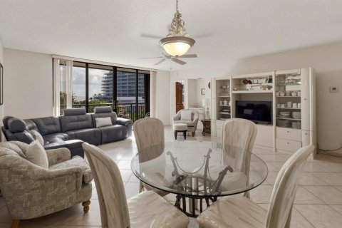 Condo in Fort Lauderdale, Florida, 2 bedrooms  № 2191477 - photo 11