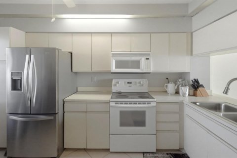 Condo in Fort Lauderdale, Florida, 2 bedrooms  № 2191477 - photo 7