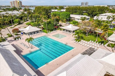 Copropriété à vendre à Riviera Beach, Floride: 2 chambres, 105.35 m2 № 2413184 - photo 18
