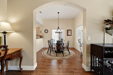 Villa ou maison à vendre à Mount Dora, Floride: 2 chambres, 119.66 m2 № 2229661 - photo 5