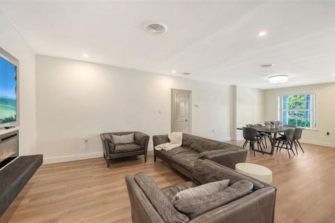 Купить виллу или дом в Сарасота, Флорида 12 комнат, 238.2м2, № 2166846 - фото 8
