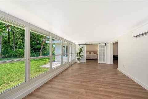 Купить виллу или дом в Сарасота, Флорида 12 комнат, 238.2м2, № 2166846 - фото 23