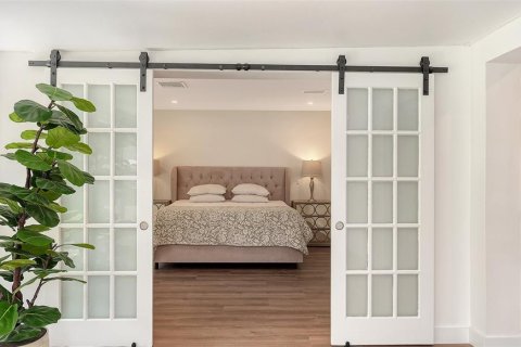 Купить виллу или дом в Сарасота, Флорида 12 комнат, 238.2м2, № 2166846 - фото 24