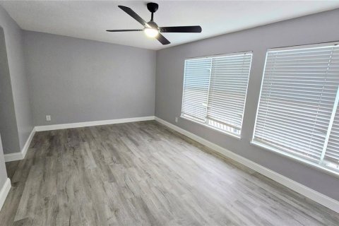 Copropriété à vendre à Madeira Beach, Floride: 2 chambres, 75.72 m2 № 2405379 - photo 15