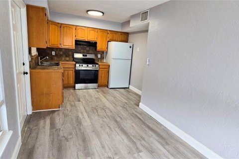 Copropriété à vendre à Madeira Beach, Floride: 2 chambres, 75.72 m2 № 2405379 - photo 16