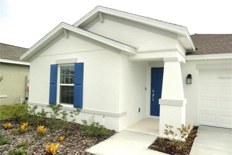 House in Winter Haven, Florida 3 bedrooms, 144.93 sq.m. № 2237012 - photo 4