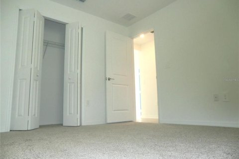 House in Winter Haven, Florida 3 bedrooms, 144.93 sq.m. № 2237012 - photo 18