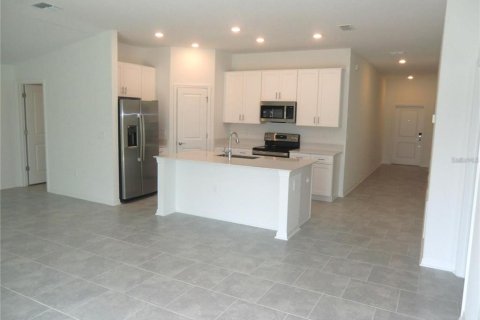 House in Winter Haven, Florida 3 bedrooms, 144.93 sq.m. № 2237012 - photo 10