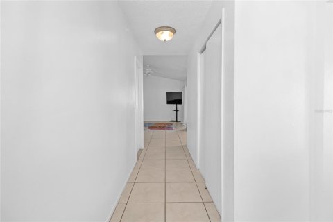 House in Kissimmee, Florida 3 bedrooms, 153.85 sq.m. № 1835566 - photo 10