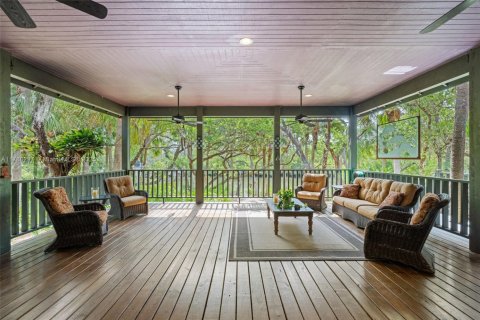 Casa en venta en Estero, Florida, 5 dormitorios, 371.61 m2 № 1697941 - foto 7