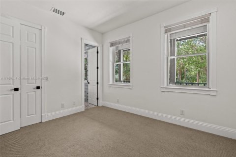 Casa en venta en Estero, Florida, 5 dormitorios, 371.61 m2 № 1697941 - foto 25