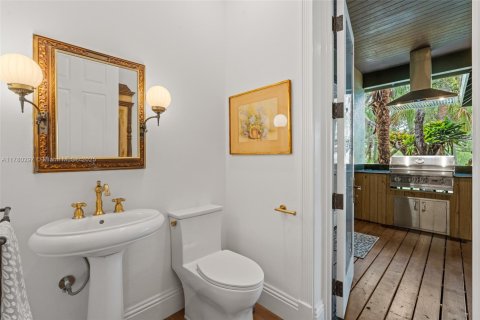 Casa en venta en Estero, Florida, 5 dormitorios, 371.61 m2 № 1697941 - foto 18