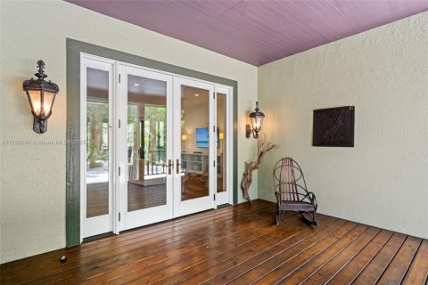 Casa en venta en Estero, Florida, 5 dormitorios, 371.61 m2 № 1697941 - foto 10