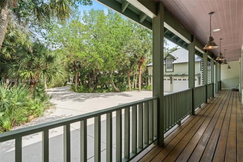 Casa en venta en Estero, Florida, 5 dormitorios, 371.61 m2 № 1697941 - foto 9