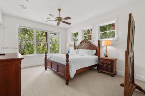 Casa en venta en Estero, Florida, 5 dormitorios, 371.61 m2 № 1697941 - foto 22