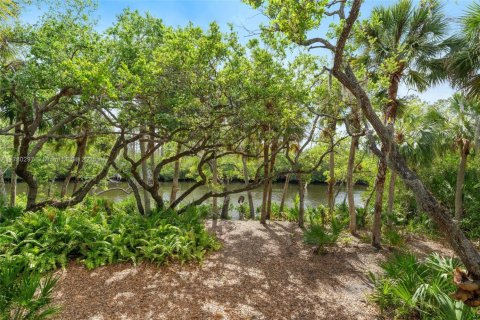 Casa en venta en Estero, Florida, 5 dormitorios, 371.61 m2 № 1697941 - foto 6