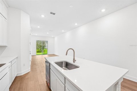 Touwnhouse à vendre à Jacksonville, Floride: 3 chambres, 143.91 m2 № 2413862 - photo 15