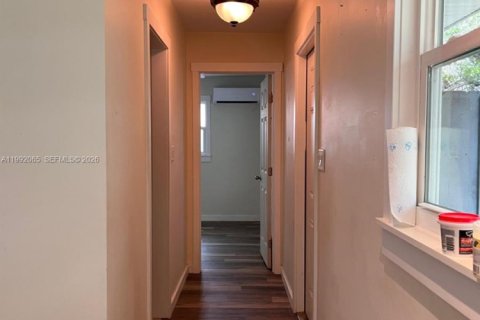 Купить виллу или дом в Виро-Бич, Флорида 2 спальни, 104.05м2, № 2052622 - фото 26