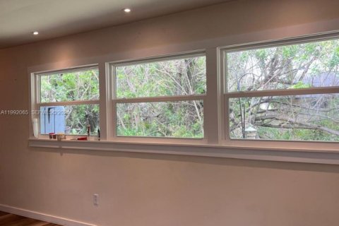 Купить виллу или дом в Виро-Бич, Флорида 2 спальни, 104.05м2, № 2052622 - фото 30