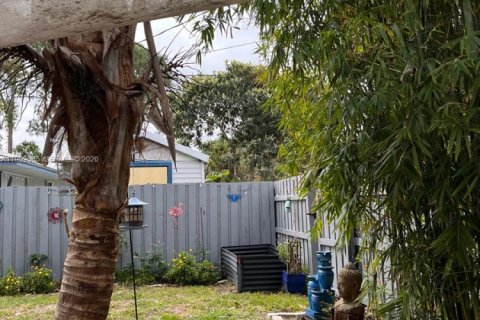 Купить виллу или дом в Виро-Бич, Флорида 2 спальни, 104.05м2, № 2052622 - фото 7