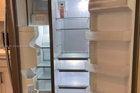 Купить виллу или дом в Виро-Бич, Флорида 2 спальни, 104.05м2, № 2052622 - фото 27