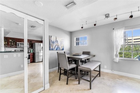 Adosado en alquiler en Hollywood, Florida, 3 dormitorios, 168.62 m2 № 2019415 - foto 5