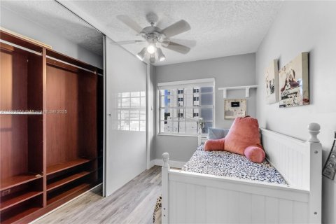 Adosado en alquiler en Hollywood, Florida, 3 dormitorios, 168.62 m2 № 2019415 - foto 14