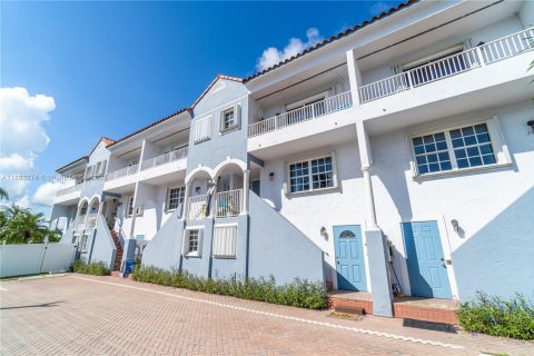 Adosado en alquiler en Hollywood, Florida, 3 dormitorios, 168.62 m2 № 2019415 - foto 23