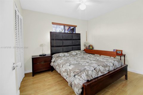 Condominio en venta en Miami, Florida, 3 dormitorios, 99.41 m2 № 2033478 - foto 22