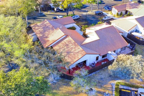 Condominio en venta en Miami, Florida, 3 dormitorios, 99.41 m2 № 2033478 - foto 5