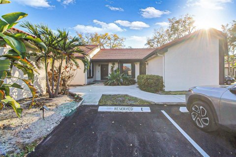 Condominio en venta en Miami, Florida, 3 dormitorios, 99.41 m2 № 2033478 - foto 10