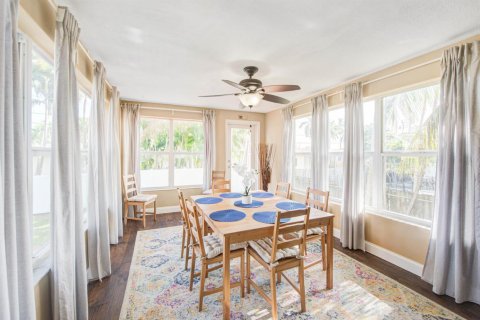 Villa ou maison à louer à Hallandale Beach, Floride: 3 chambres, 178.84 m2 № 2401826 - photo 20