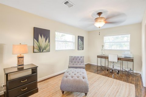 Villa ou maison à louer à Hallandale Beach, Floride: 3 chambres, 178.84 m2 № 2401826 - photo 25
